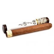������ Rocky Patel The Edge Corojo Deluxe Toro Tubo